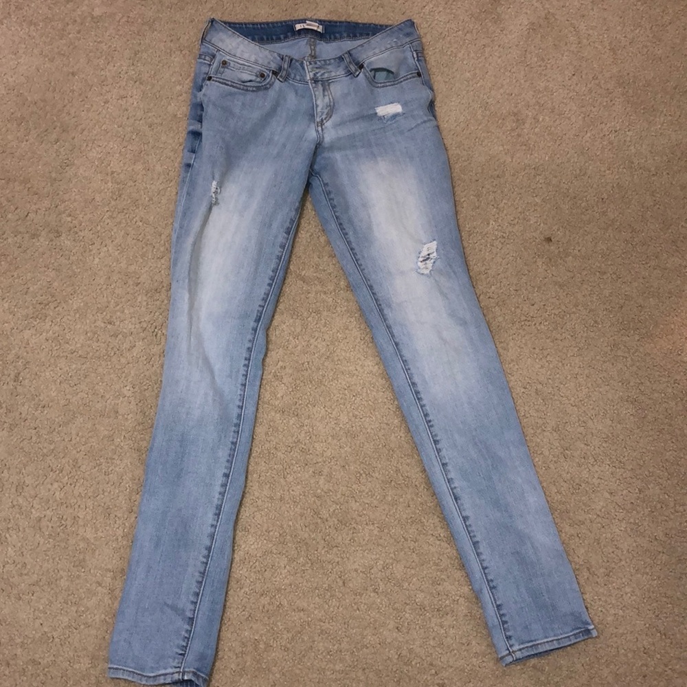 Cute jeans from forever 21!!